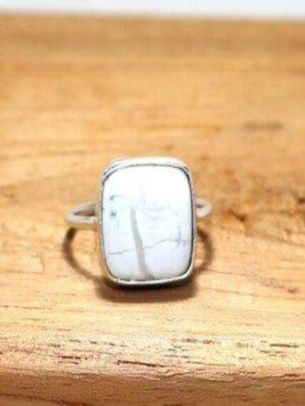 Howlite Ring (Real Silver)